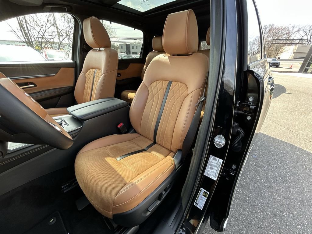 Used 2024 MAZDA CX-90 3.3 Turbo S w/ Premium Plus image 15