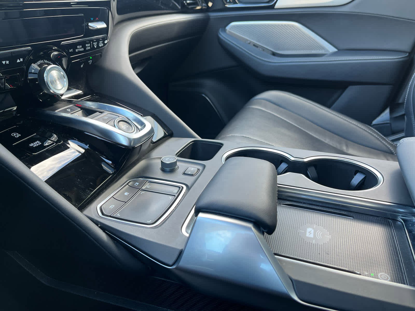 Used 2024 Acura MDX w/Technology Package image 30