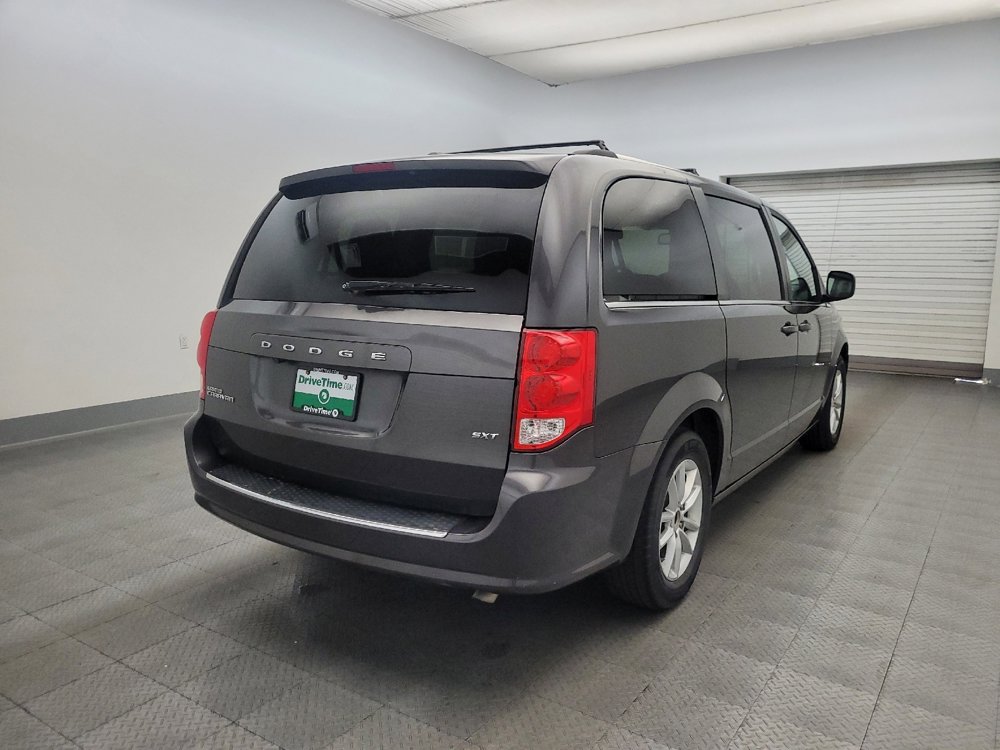 Used 2020 Dodge Grand Caravan SXT FWD image 9