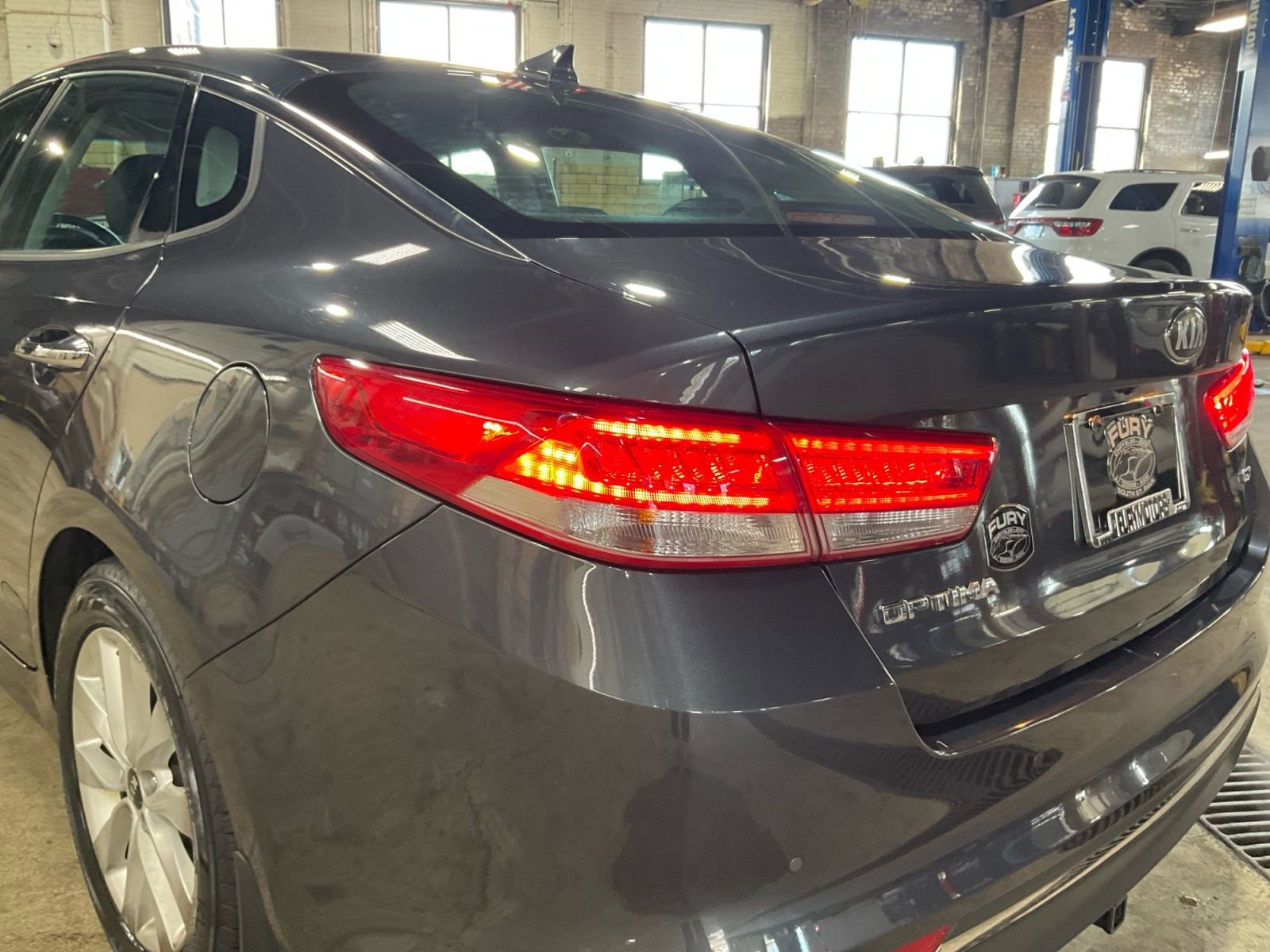 Used 2018 Kia Optima EX FWD image 21