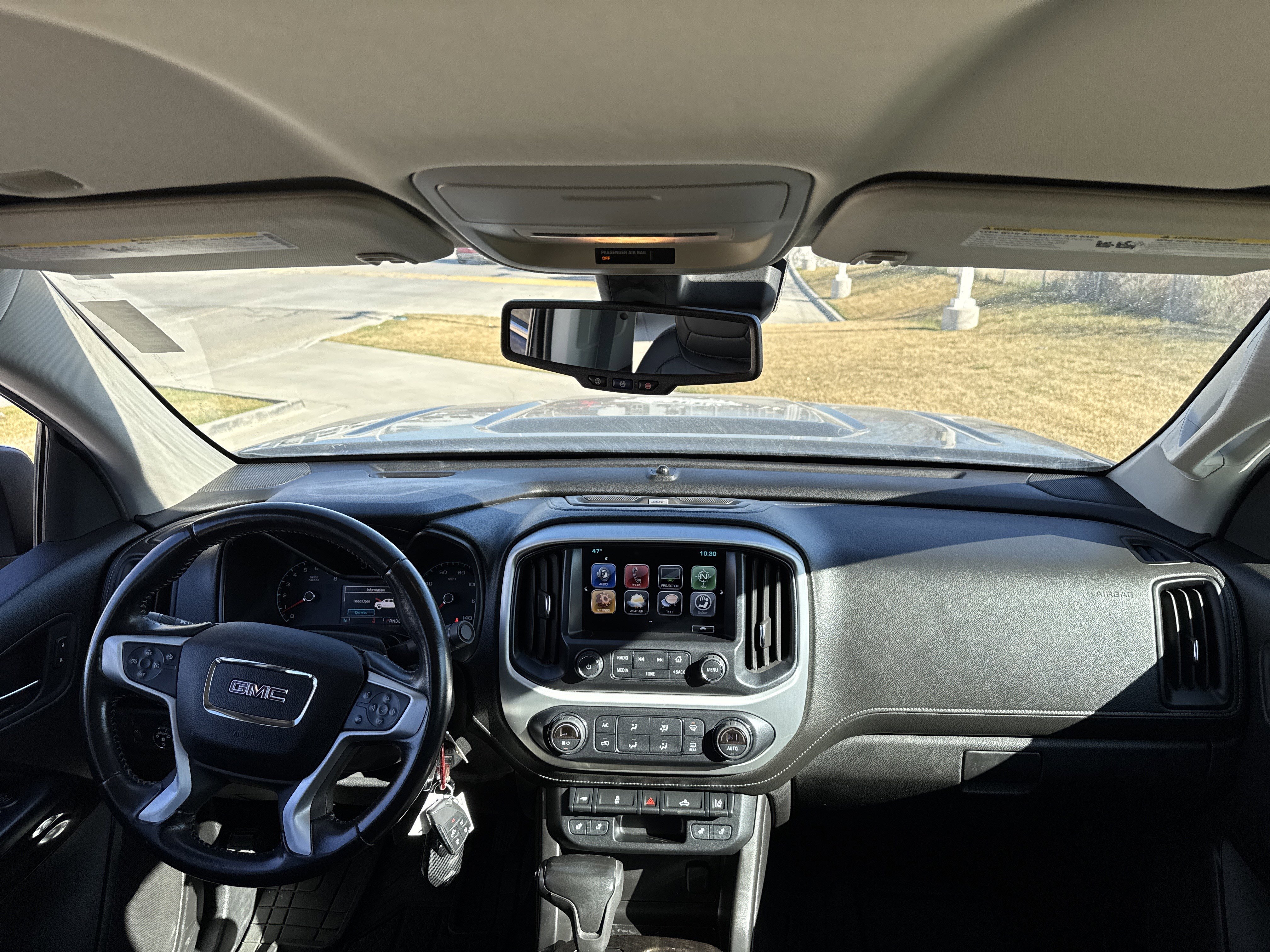 Used 2017 GMC Canyon SLT w/ Driver Alert Package image 17