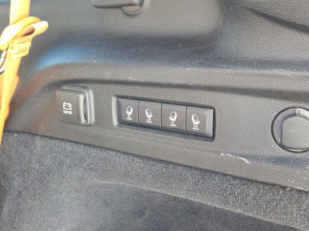 Used 2024 Jeep Grand Cherokee L Summit image 19