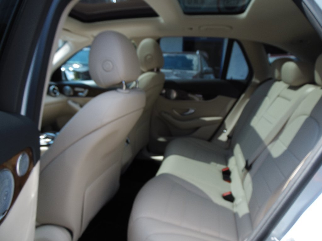 Used 2017 Mercedes-Benz GLC 300 image 6