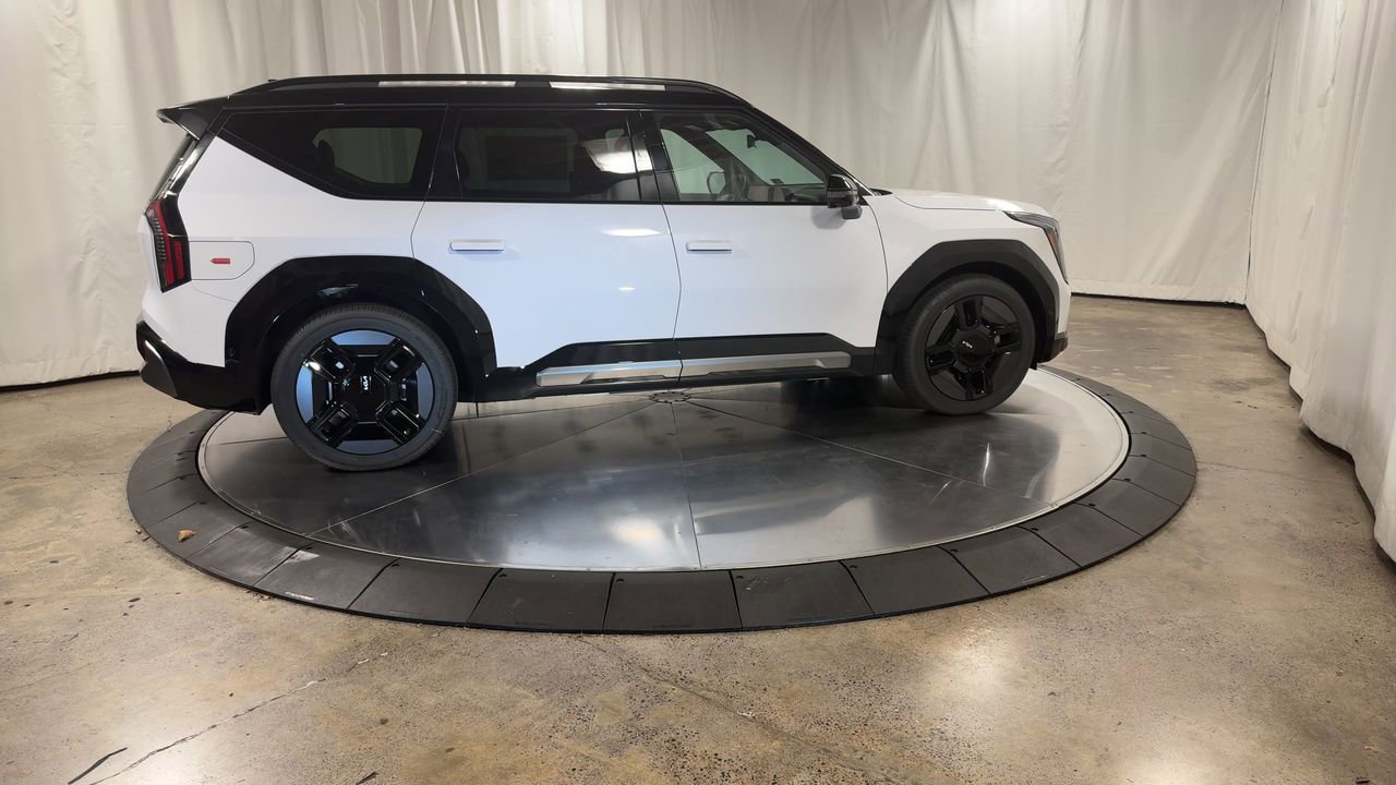New 2026 Kia EV9 GT-Line image 9