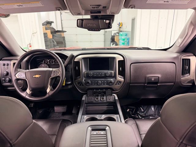 Certified 2018 Chevrolet Silverado 1500 High Country AWD/4WD image 21