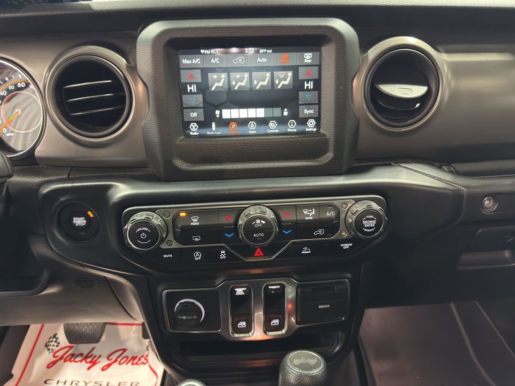 Used 2021 Jeep Wrangler Willys image 33