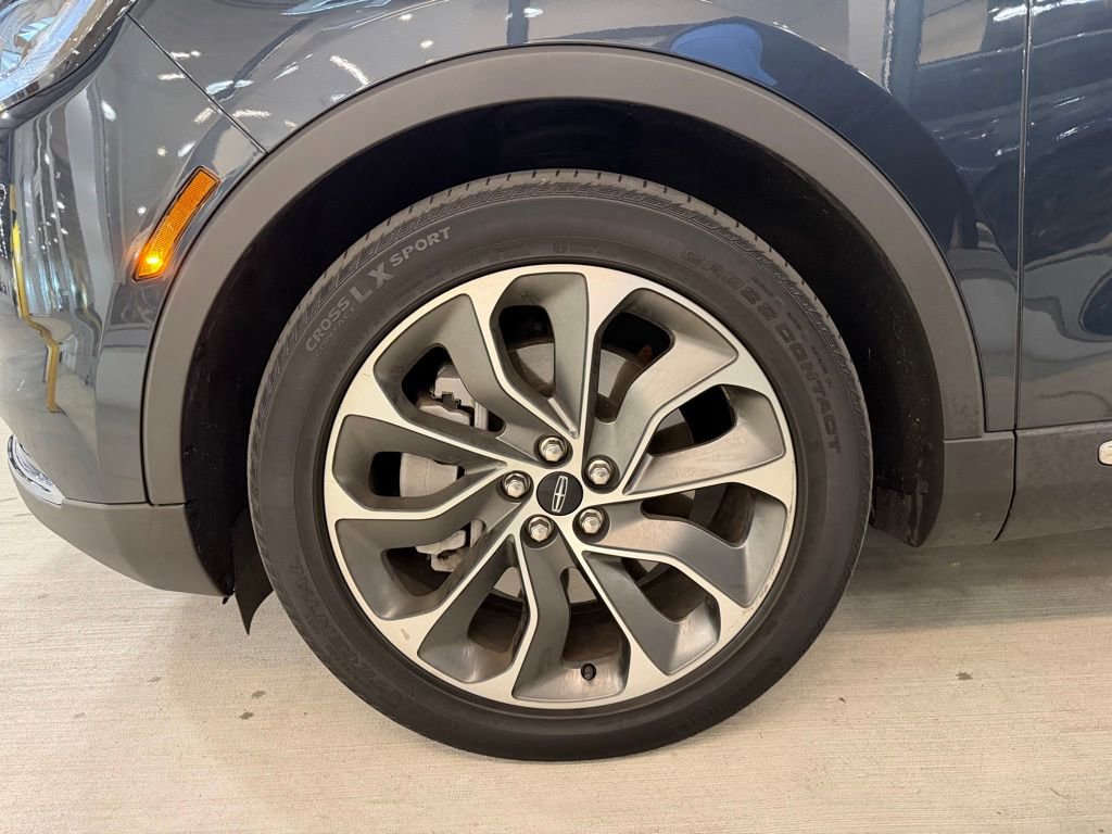Used 2023 Lincoln Nautilus Reserve AWD/4WD image 19