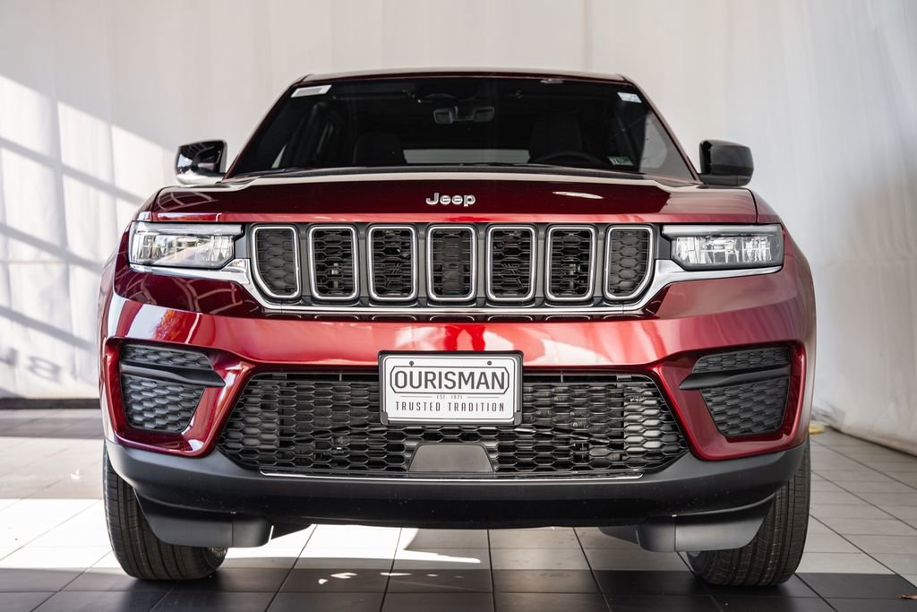 New 2025 Jeep Grand Cherokee Laredo X w/ Luxury Tech Group I image 2