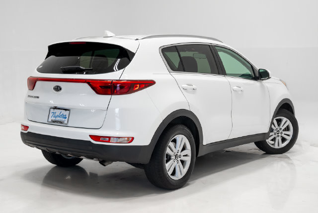 Used 2017 Kia Sportage LX w/ LX Popular Package FWD image 27