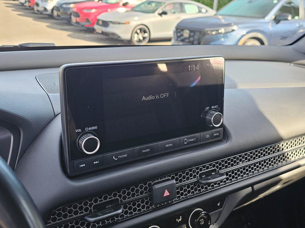 Certified 2025 Honda HR-V Sport image 26