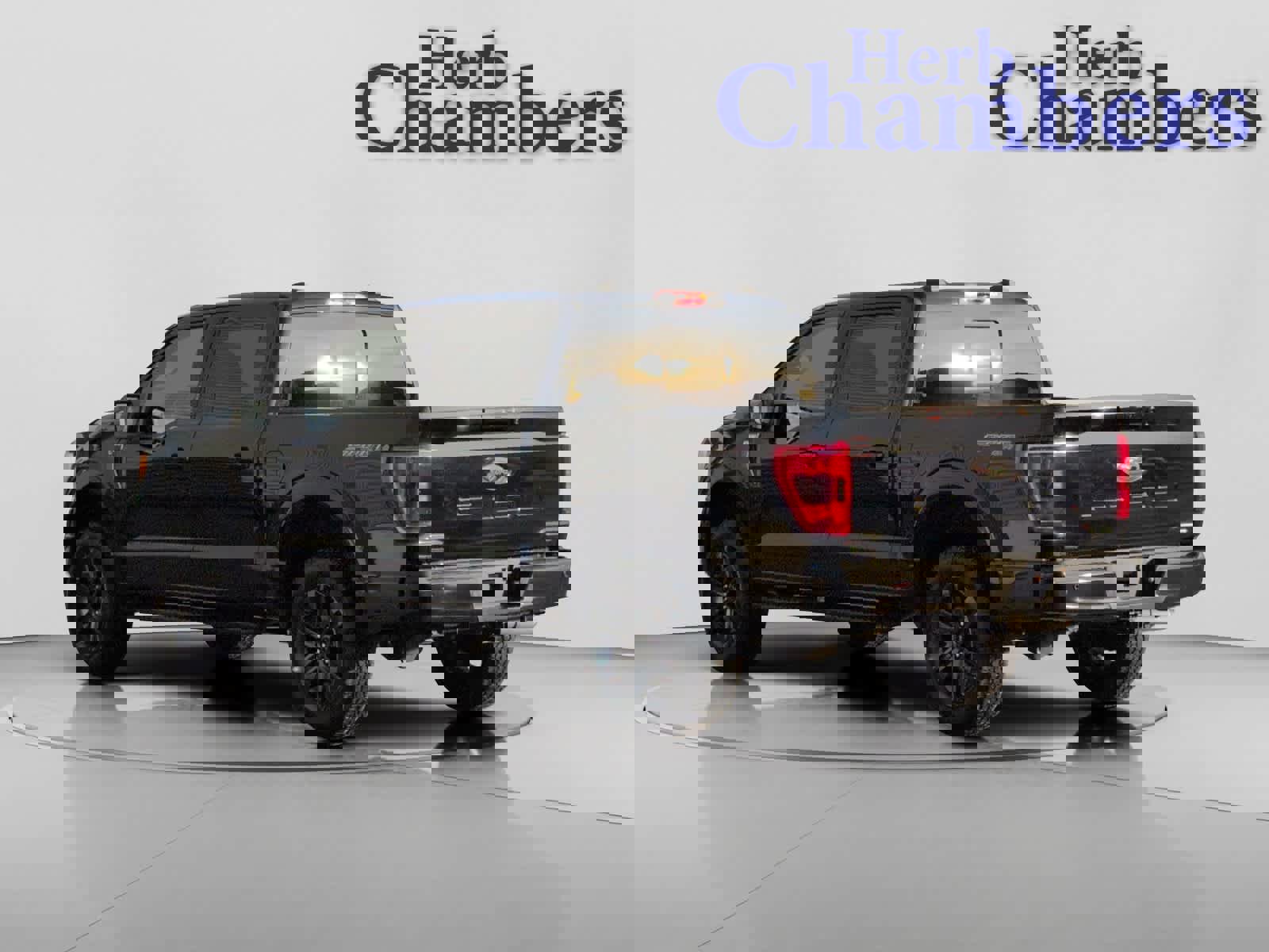 Used 2022 Ford F150 XLT w/ Equipment Group 302A High image 3