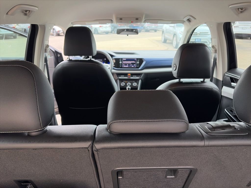 Certified 2022 Volkswagen Taos SE image 15