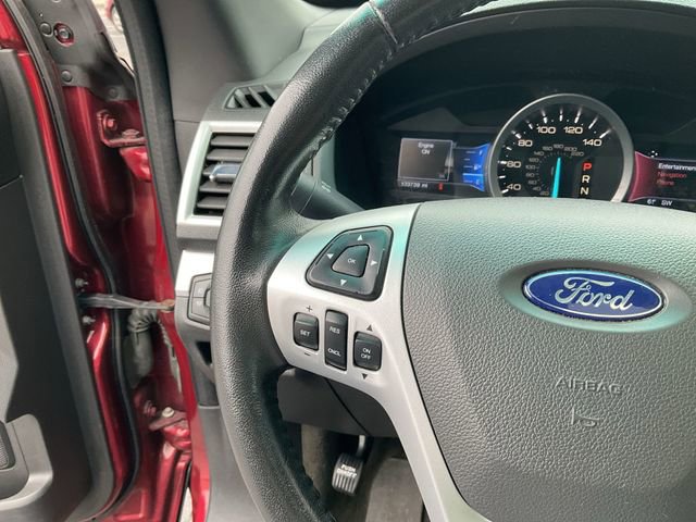 Used 2014 Ford Explorer XLT w/ Equipment Group 202A AWD/4WD image 19