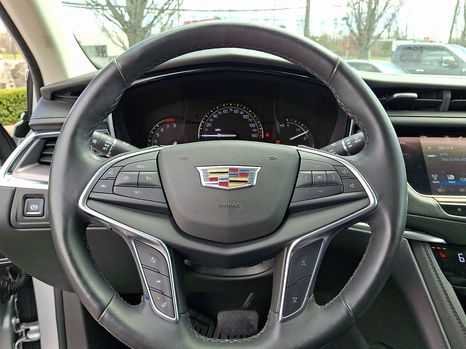 Used 2017 Cadillac XT5 Luxury w/ Driver Awareness Package image 20