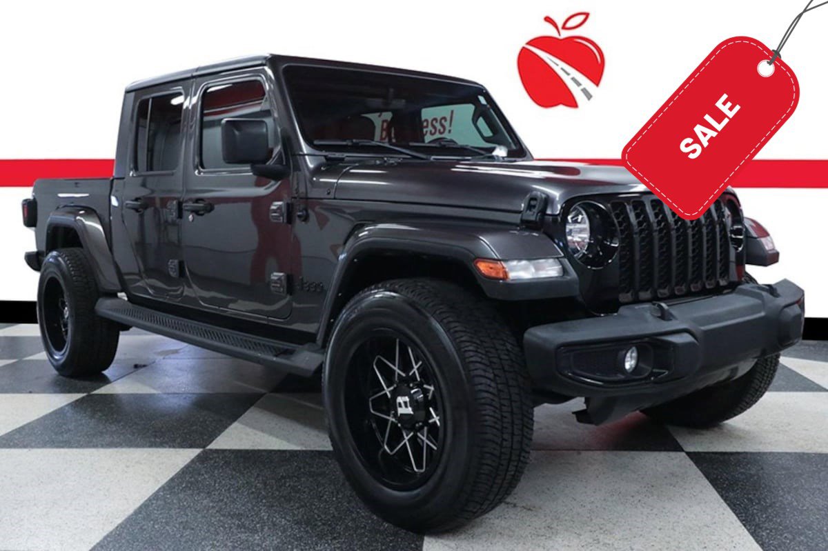 Used 2022 Jeep Gladiator Sport image 1
