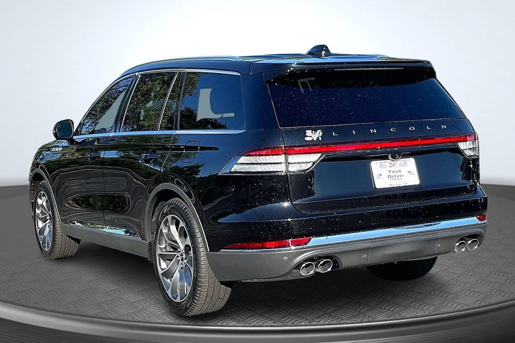 New 2026 Lincoln Aviator Reserve RWD image 3