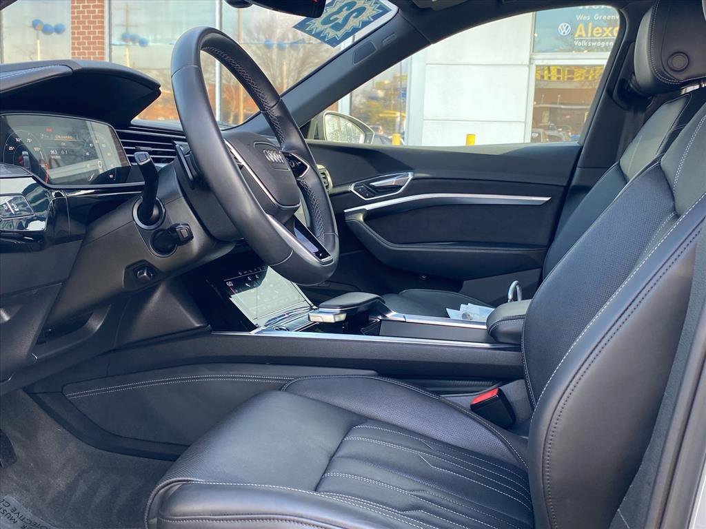 Used 2023 Audi e-tron Chronos w/ Chronos Package image 13