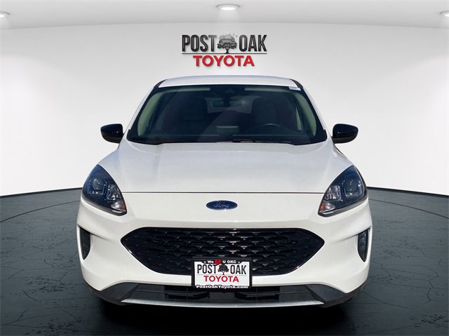 Used 2020 Ford Escape SE Sport image 2