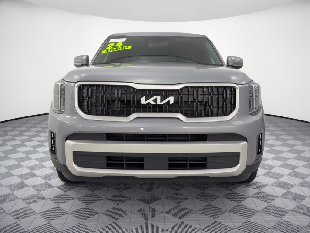 Used 2024 Kia Telluride EX w/ EX Captain's Chair Package FWD image 6