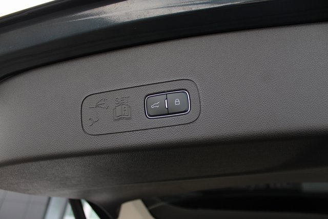 Used 2022 Lincoln Aviator Black Label w/ Dynamic Handling Package image 8