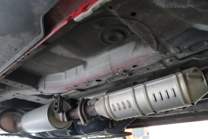 Used 2005 Honda Element EX image 23