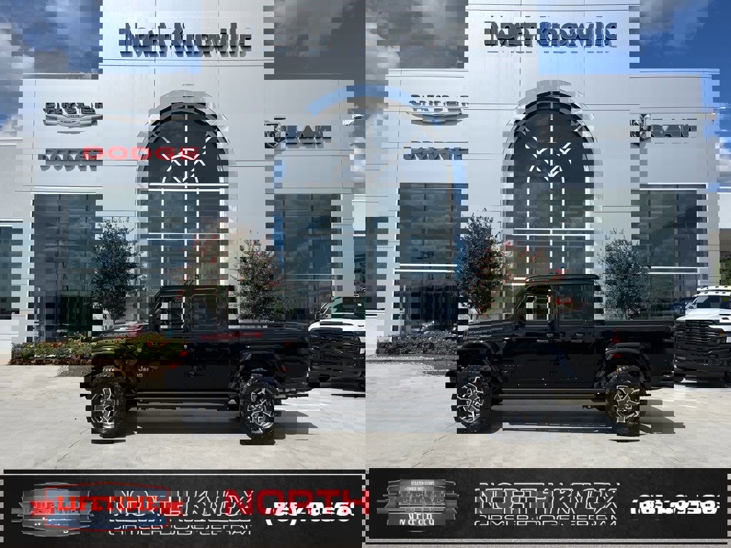 New 2025 Jeep Gladiator Mojave image 2