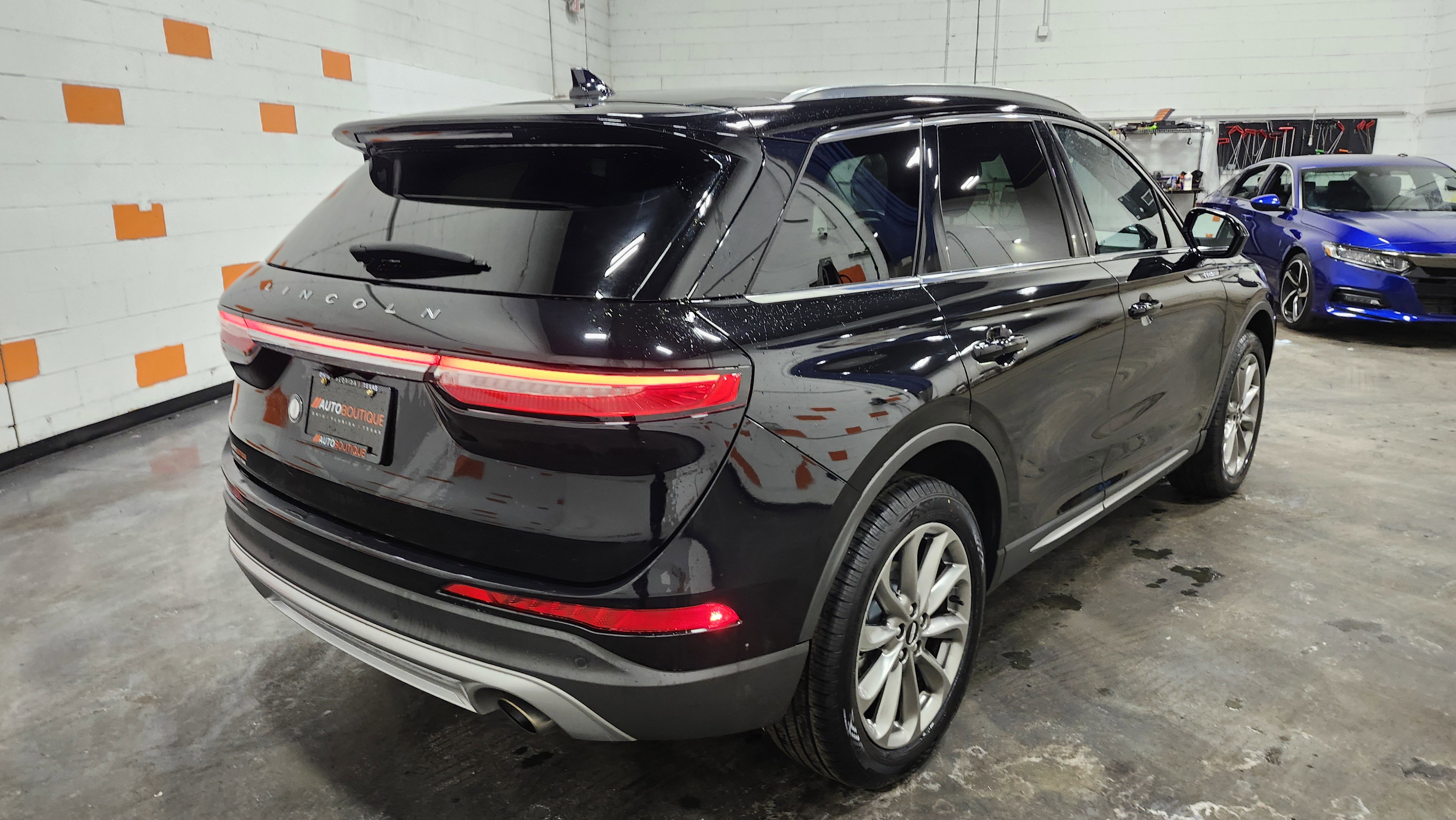 Used 2021 Lincoln Corsair AWD w/ Premium Package image 19