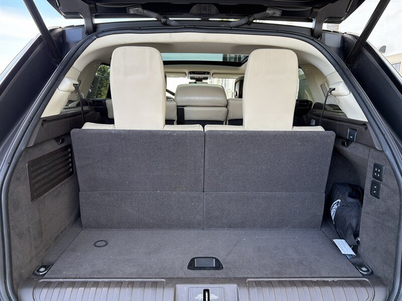 Used 2018 Land Rover Range Rover Sport HSE AWD/4WD image 19