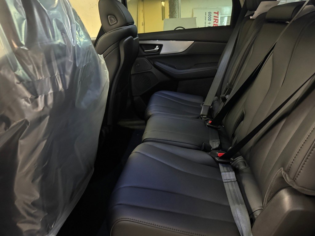 New 2026 Acura MDX SH-AWD image 38