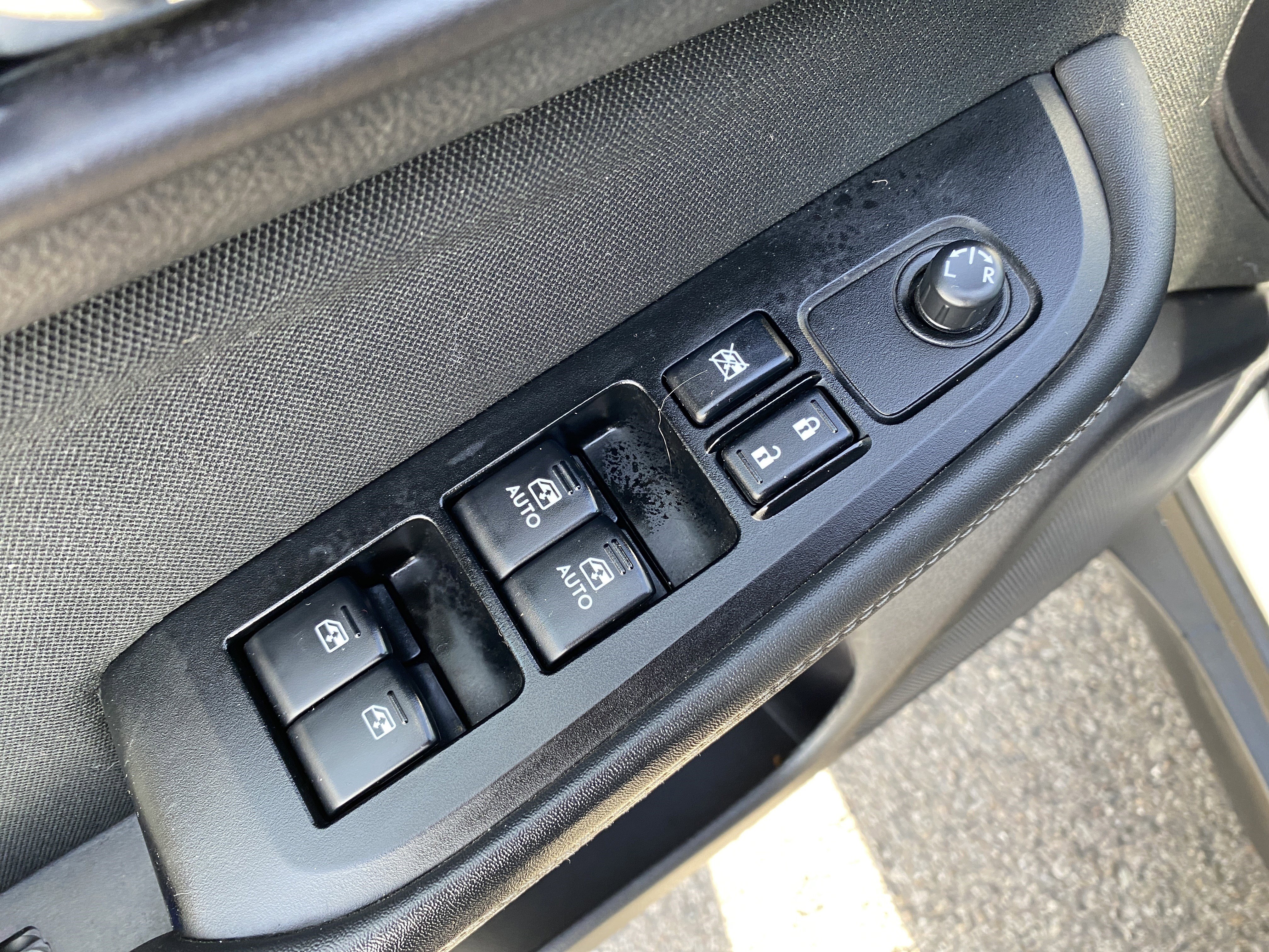 Used 2016 Subaru Outback 2.5i Premium image 18