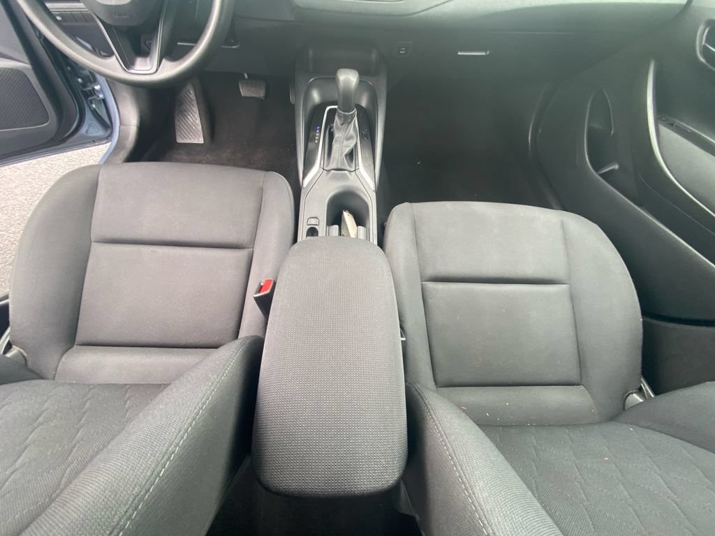 Used 2023 Toyota Corolla LE w/ LE Convenience Package FWD image 11