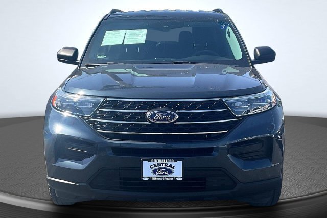Used 2022 Ford Explorer XLT RWD image 3