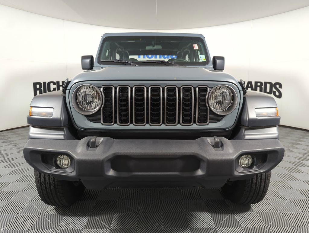 Used 2024 Jeep Wrangler Sport image 3