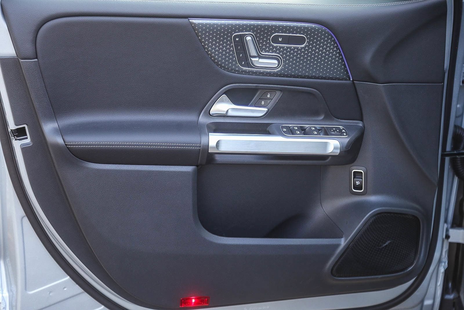 New 2026 Mercedes-Benz GLB 250 4MATIC image 20