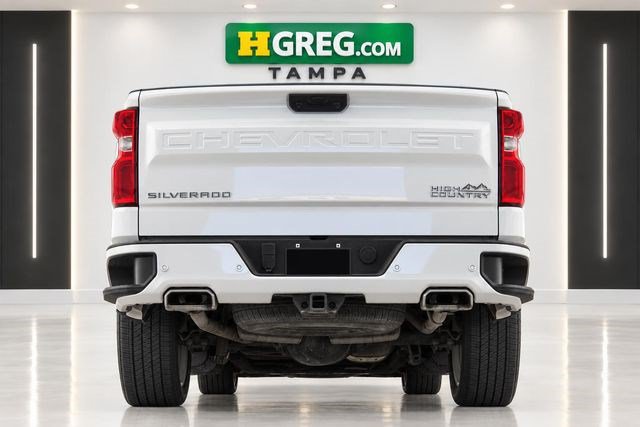 Used 2022 Chevrolet Silverado 1500 High Country w/ Technology Package AWD/4WD image 8