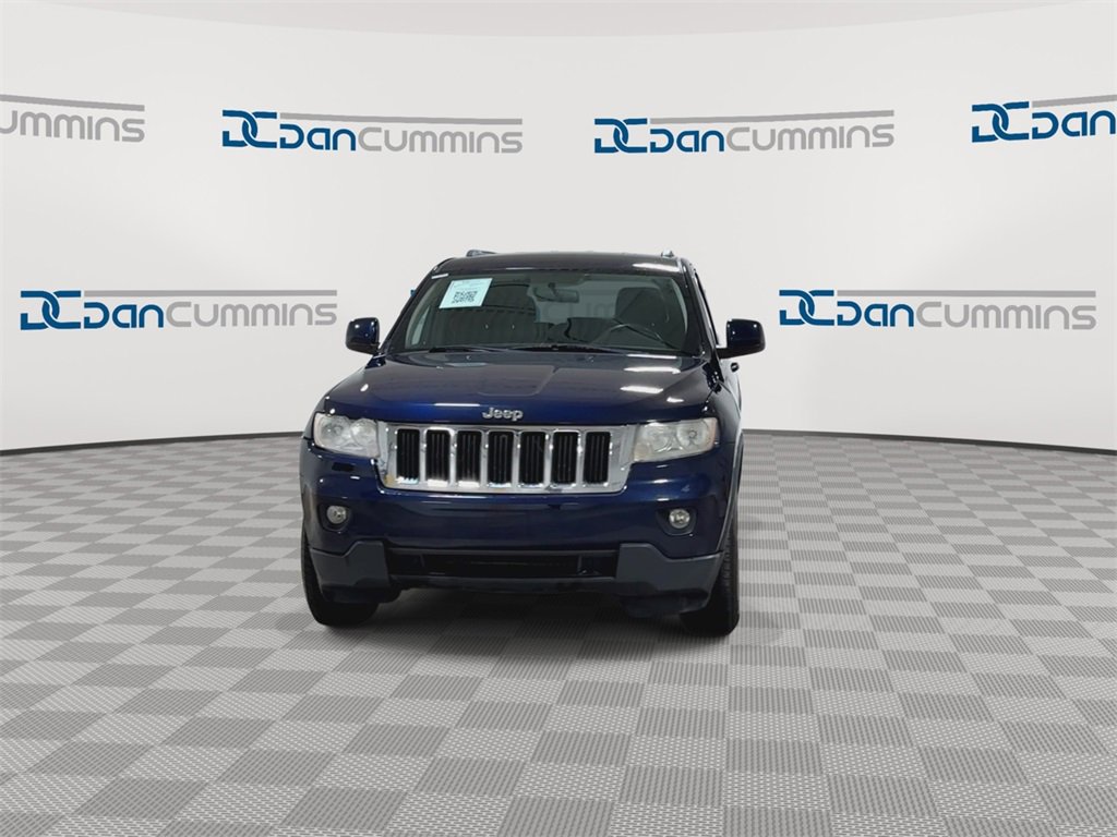 Used 2012 Jeep Grand Cherokee Laredo w/ Laredo E Group image 4