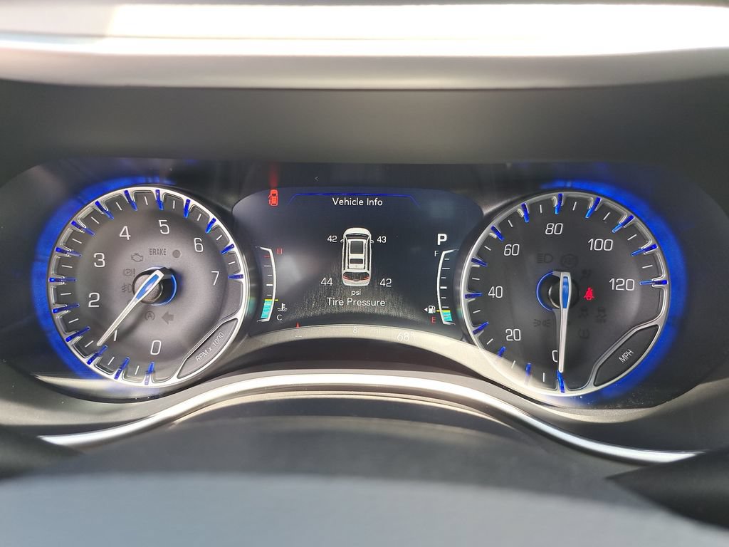 New 2027 Chrysler Pacifica Limited AWD/4WD image 21