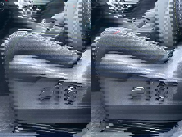 Certified 2025 Subaru Outback Onyx Edition XT w/ Popular Package #2 image 24