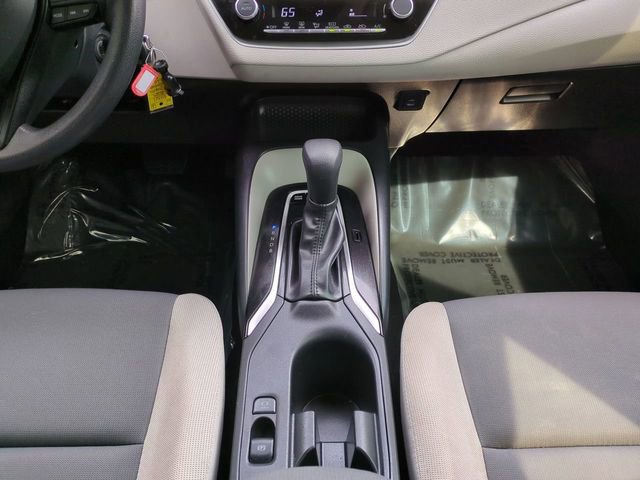 Used 2025 Toyota Corolla LE FWD image 18