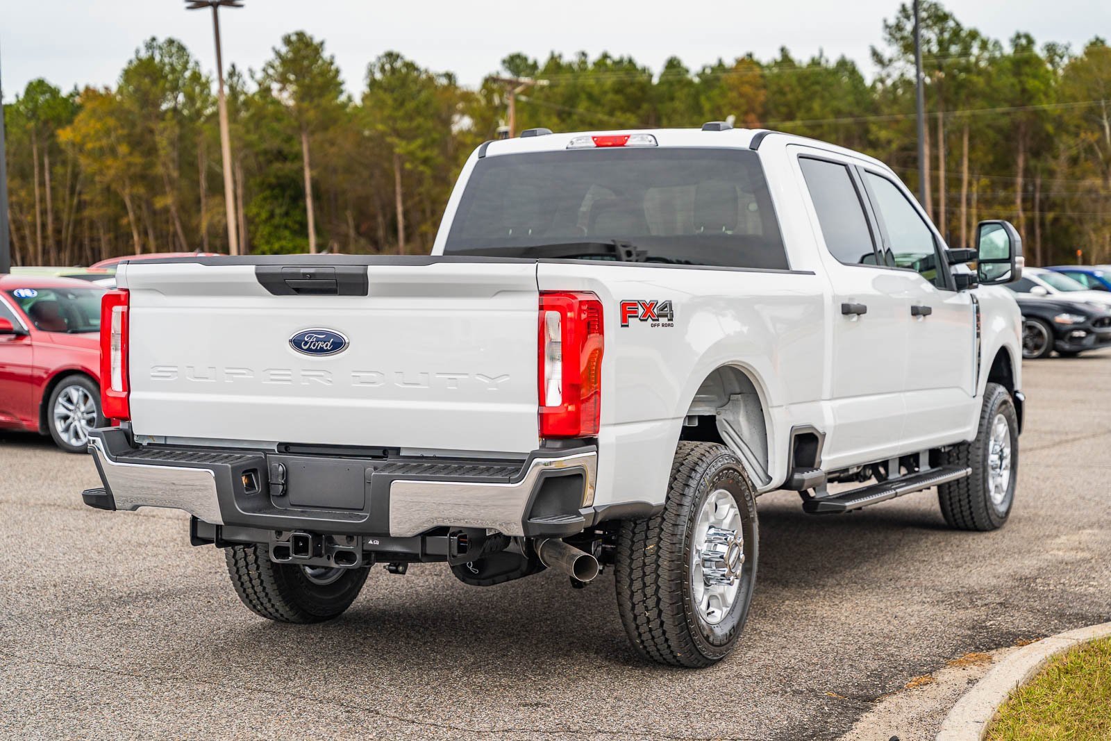 New 2026 Ford F350 XLT w/ FX4 Off-Road Package image 4