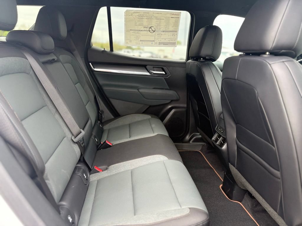 Used 2026 GMC Terrain AT4 w/ Convenience Package III AWD/4WD image 29
