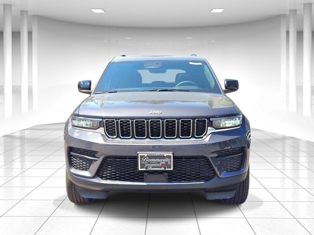 New 2026 Jeep Grand Cherokee Laredo X AWD/4WD image 8
