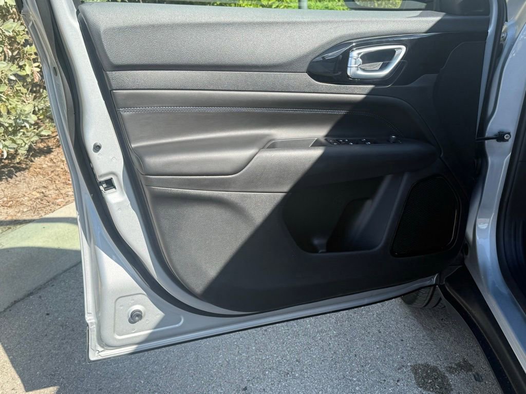 New 2026 Jeep Compass Altitude image 28