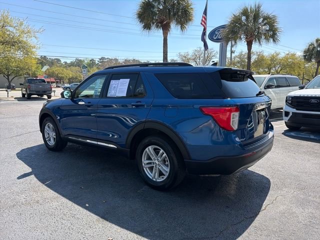 Used 2023 Ford Explorer XLT w/ Equipment Group 202A image 5