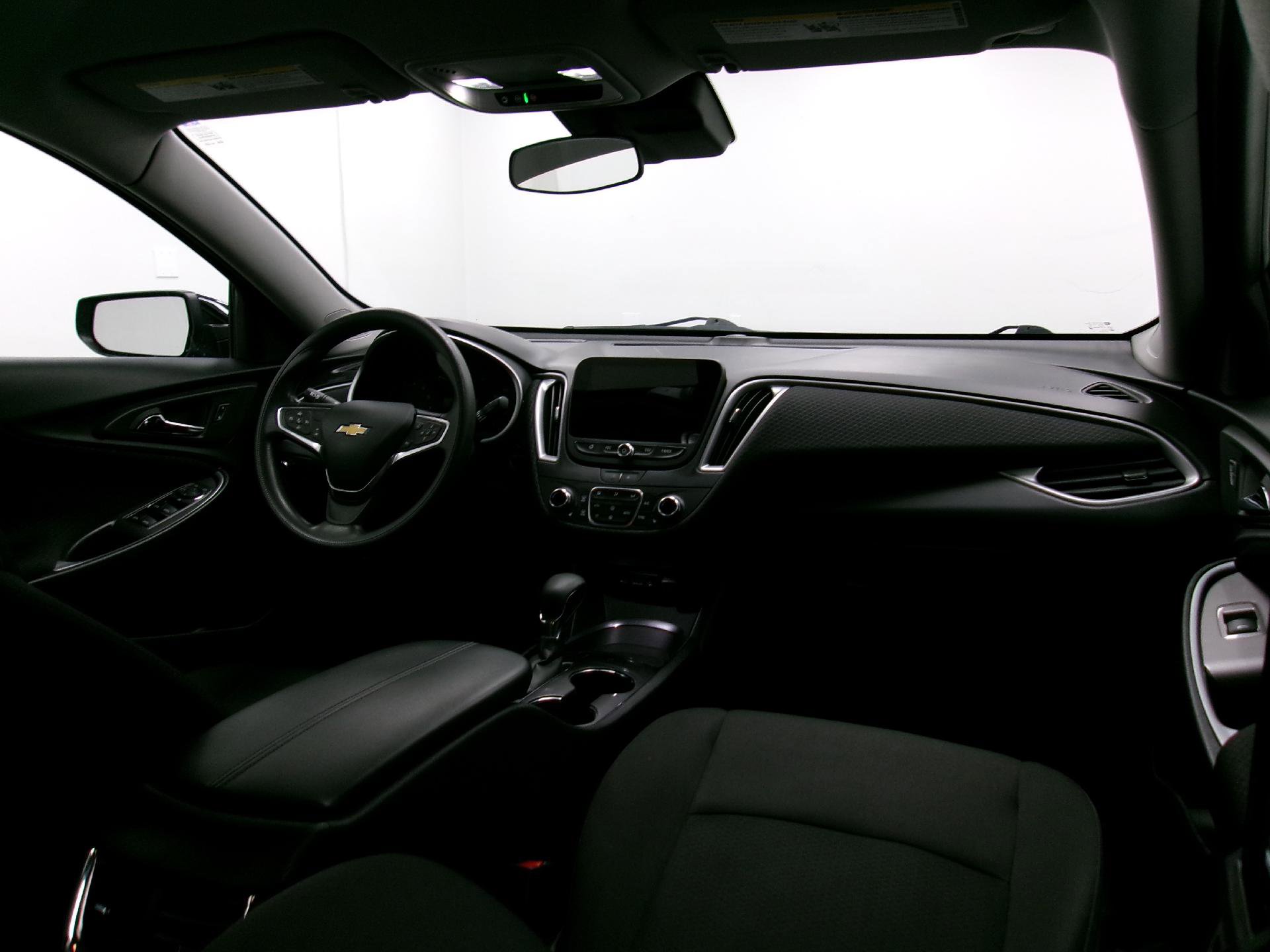 Certified 2024 Chevrolet Malibu LT image 3