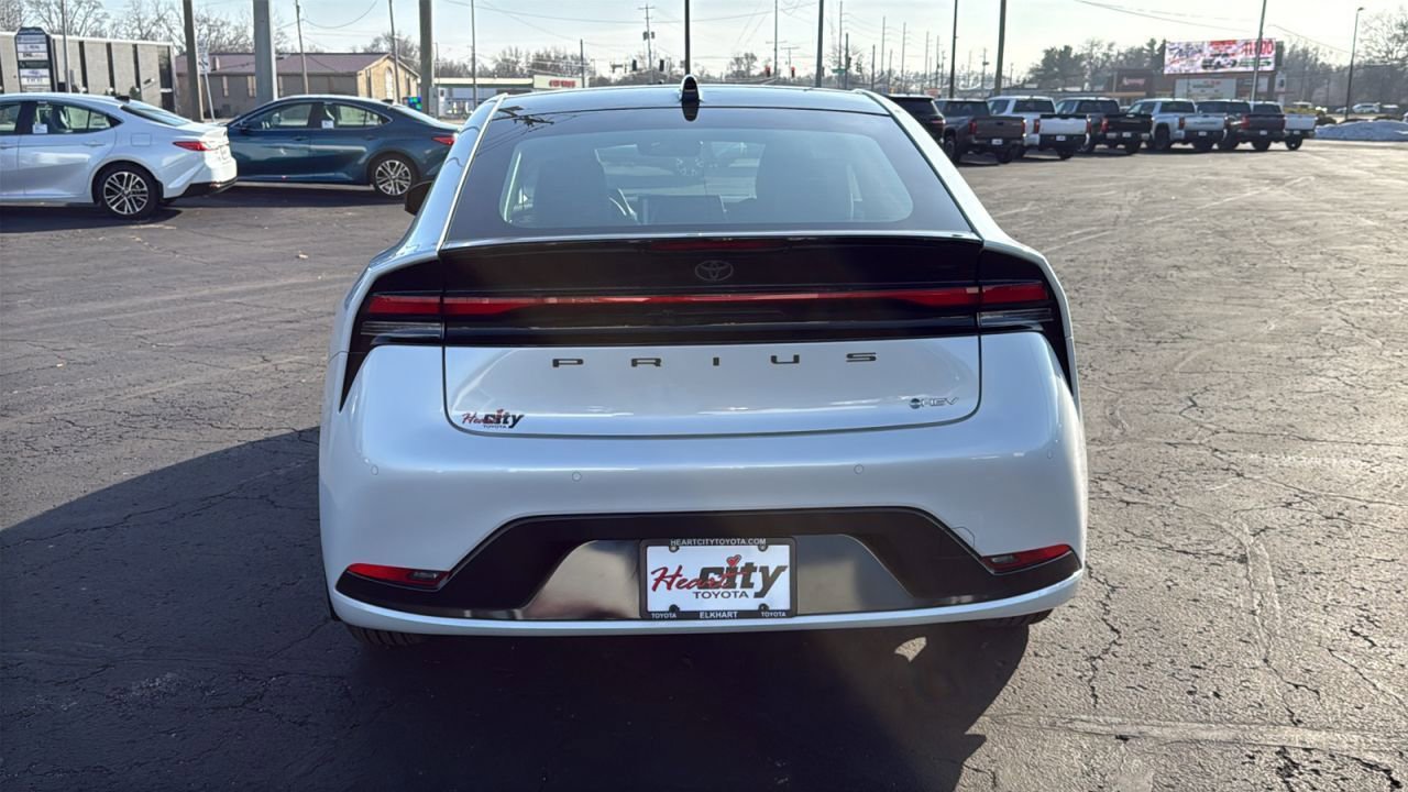 New 2026 Toyota Prius XLE image 6