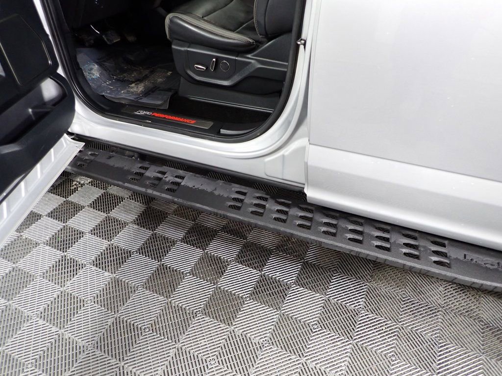 Used 2018 Ford F150 Raptor w/ Equipment Group 802A Luxury image 22