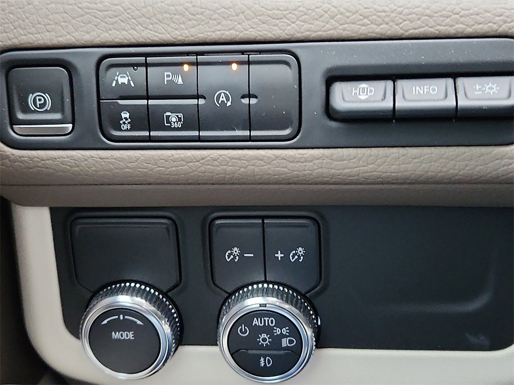 Used 2023 GMC Yukon Denali image 24