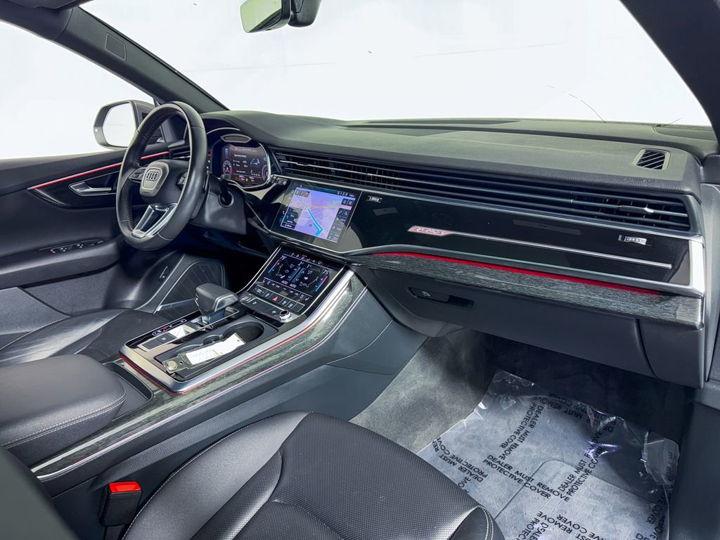 Used 2019 Audi Q8 Premium Plus w/ Premium Plus image 11