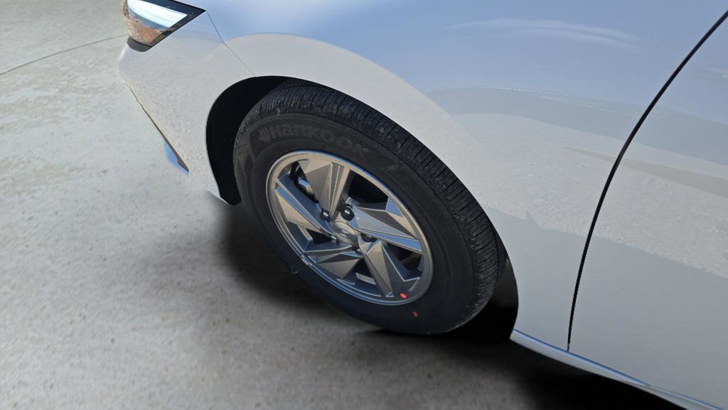New 2026 Hyundai Elantra SE FWD image 33